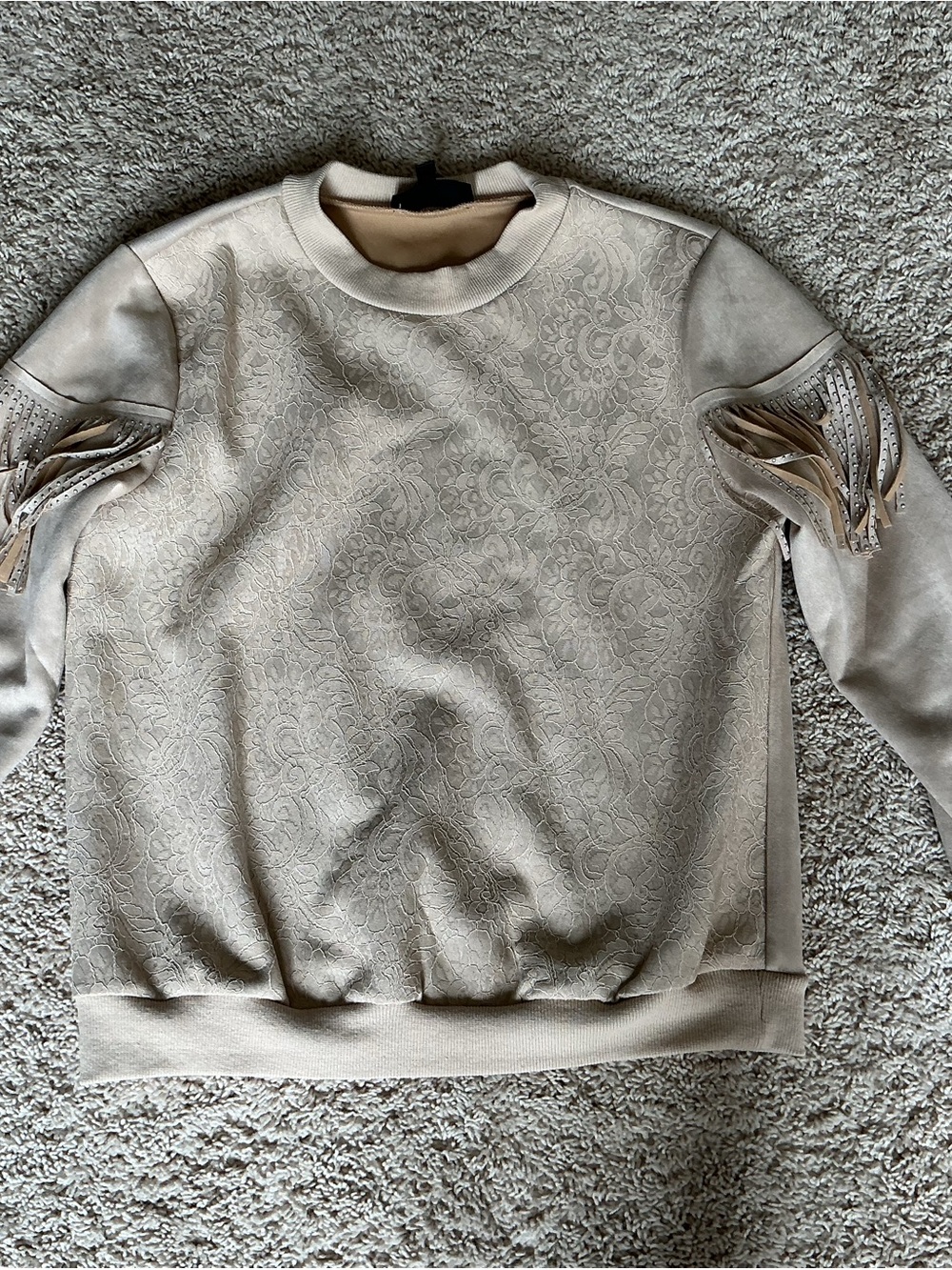 Alice Blue Cream Lace-Texture Fringe Sleeve Sweatshirt